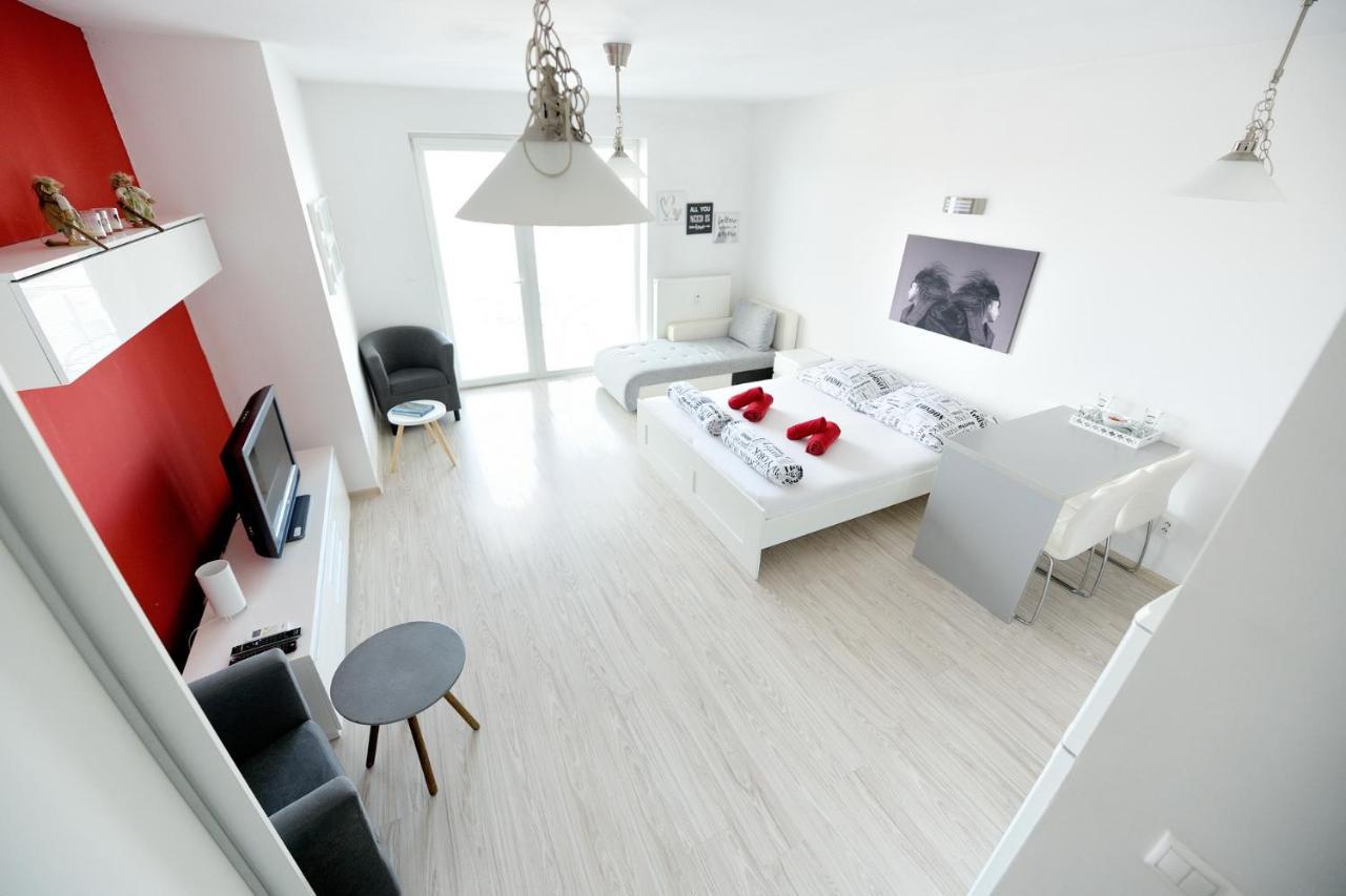 Apartman Centroom 皮耶什佳尼 外观 照片