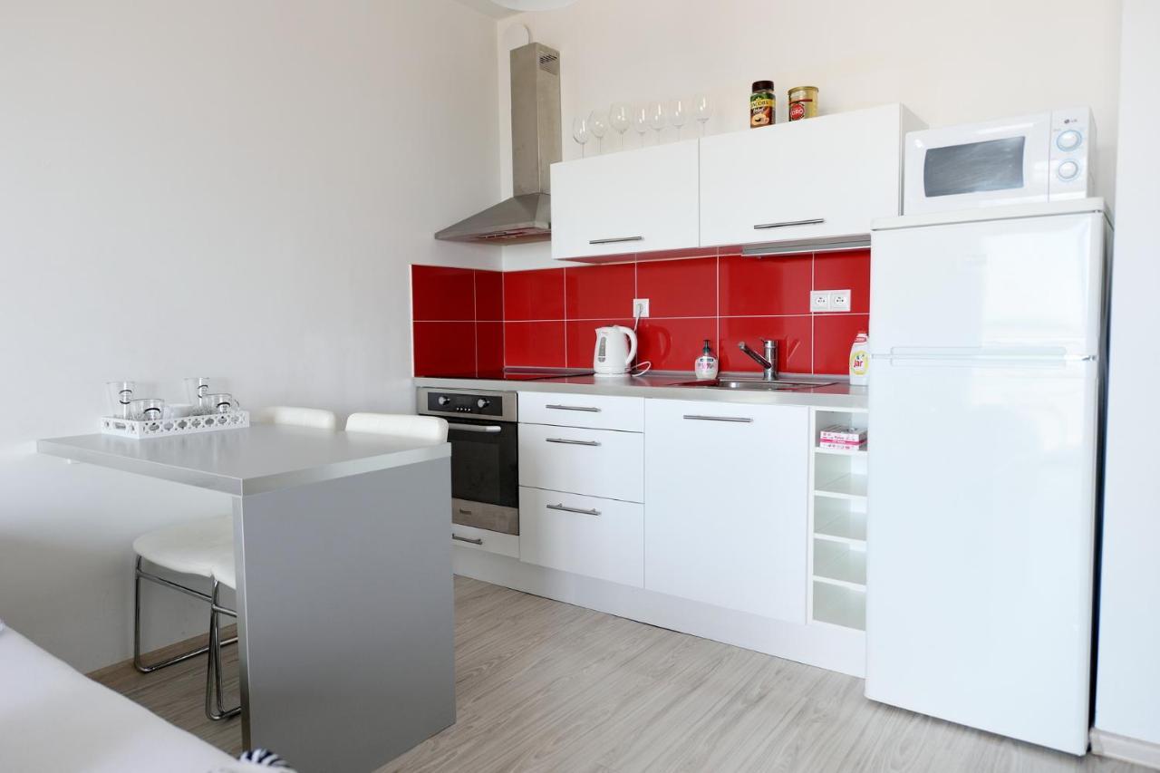 Apartman Centroom 皮耶什佳尼 外观 照片